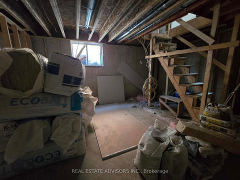 Photo 26 at 68B Laurel Avenue, Kennedy Park, Toronto