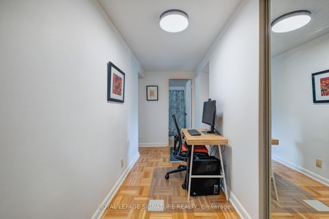 Photo 8 at 3 - 8 Corinth Gardens, Mount Pleasant East, Toronto