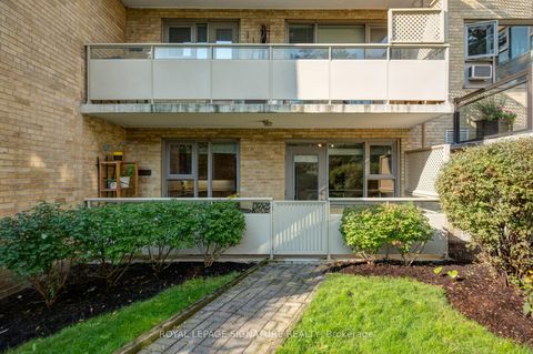 Photo 19 at 3 - 8 Corinth Gardens, Mount Pleasant East, Toronto