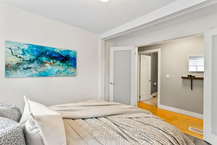 Photo 17 at 211 Severn Street, McLaughlin, Oshawa