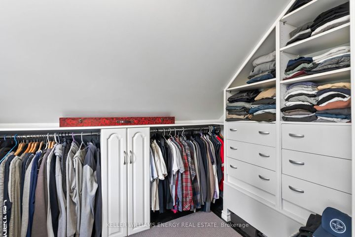 Photo 22 at 211 Severn Street, McLaughlin, Oshawa