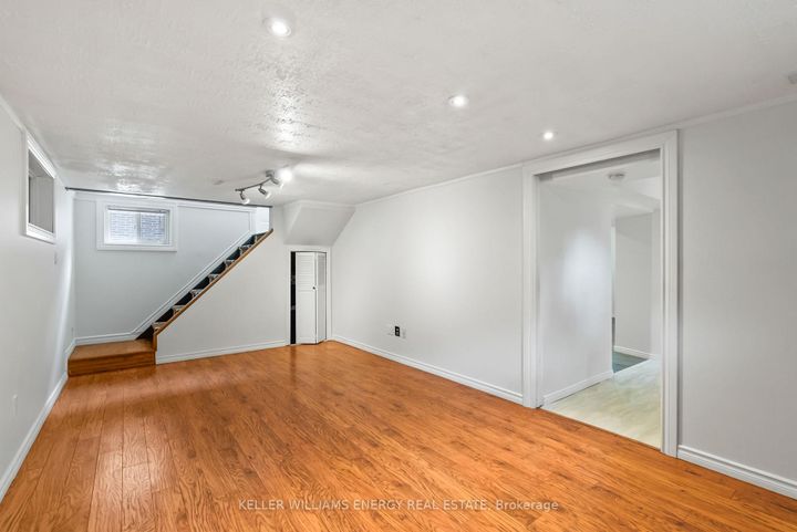 Photo 26 at 211 Severn Street, McLaughlin, Oshawa