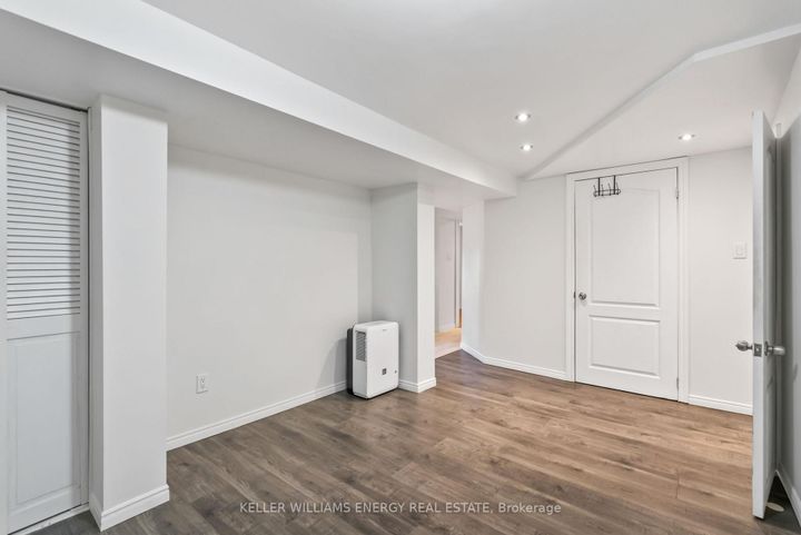Photo 29 at 211 Severn Street, McLaughlin, Oshawa