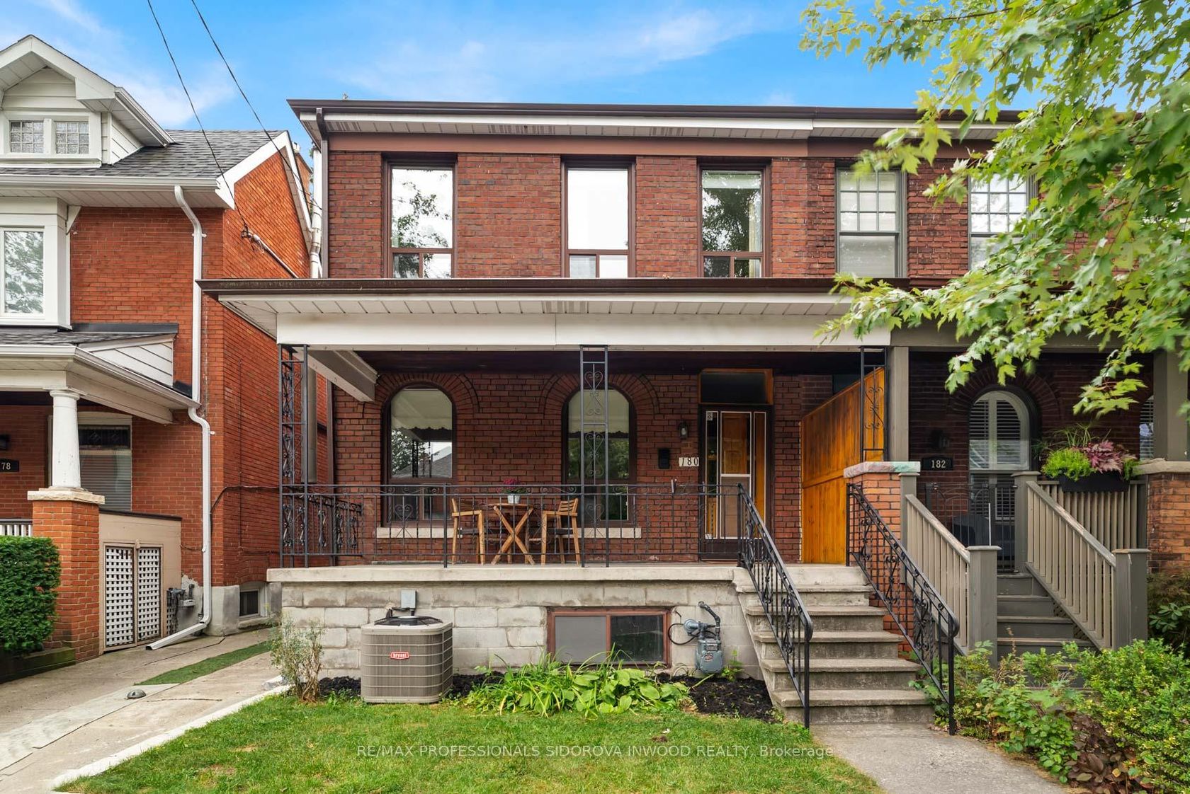 180 Pacific Avenue, High Park North, Toronto by Loree Meneguzzi Real Estate 180 Pacific Avenue, High Park North, Toronto