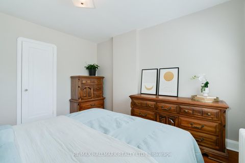Photo 25 at 220 Browning Avenue, Broadview North, Toronto