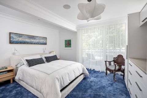 Photo 15 at 26 Mcmaster Avenue, Casa Loma, Toronto
