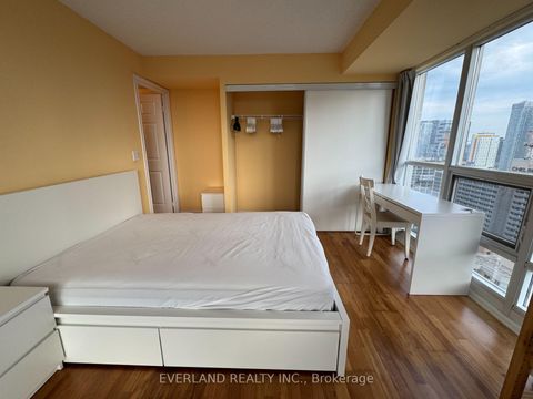 Photo 4 at 3009 - 761 Bay Street, Bay Street Corridor, Toronto
