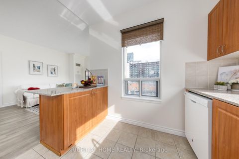 Photo 5 at Ph3 - 5940 Yonge Street, Newtonbrook West, Toronto