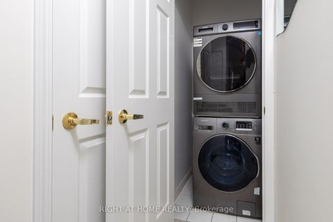 Photo 19 at Ph3 - 5940 Yonge Street, Newtonbrook West, Toronto