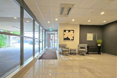 Photo 29 at Ph3 - 5940 Yonge Street, Newtonbrook West, Toronto