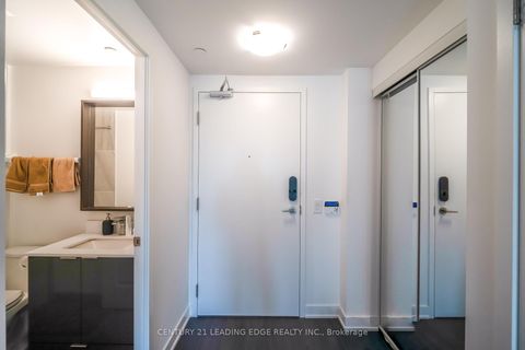 Photo 1 at 712 - 543 RICHMOND Street W, Waterfront Communities C1, Toronto