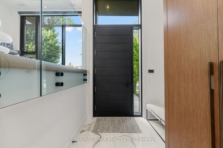 Photo 3 at 245 Brookdale Avenue, Lawrence Park North, Toronto