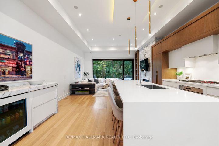 Photo 8 at 245 Brookdale Avenue, Lawrence Park North, Toronto