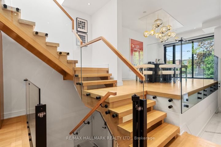 Photo 17 at 245 Brookdale Avenue, Lawrence Park North, Toronto