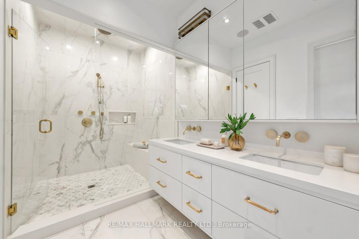 Photo 26 at 245 Brookdale Avenue, Lawrence Park North, Toronto