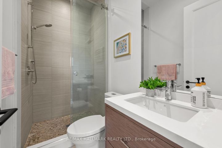 Photo 34 at 245 Brookdale Avenue, Lawrence Park North, Toronto