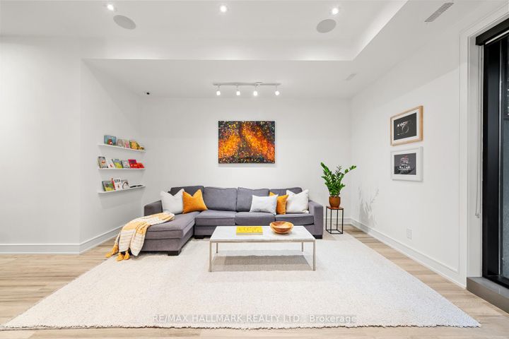 Photo 41 at 245 Brookdale Avenue, Lawrence Park North, Toronto