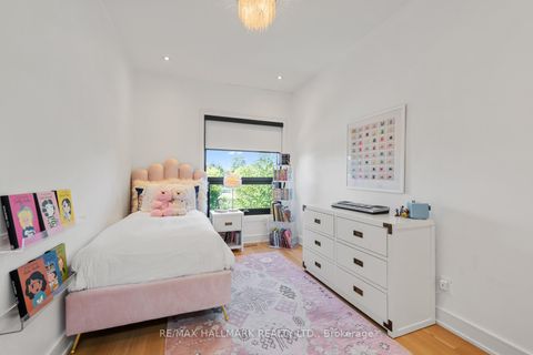 Photo 31 at 245 Brookdale Avenue, Lawrence Park North, Toronto
