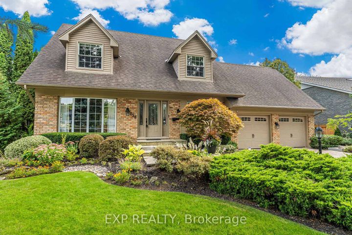 Photo 6 at 158 Broad Leaf Crescent, Ancaster, Hamilton