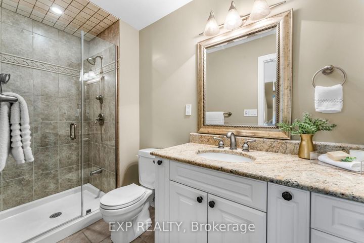 Photo 21 at 158 Broad Leaf Crescent, Ancaster, Hamilton