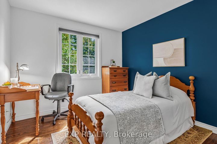 Photo 25 at 158 Broad Leaf Crescent, Ancaster, Hamilton