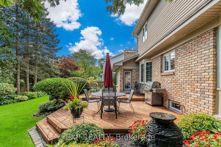 Photo 41 at 158 Broad Leaf Crescent, Ancaster, Hamilton