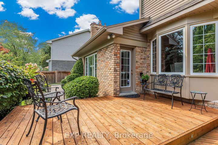 Photo 42 at 158 Broad Leaf Crescent, Ancaster, Hamilton