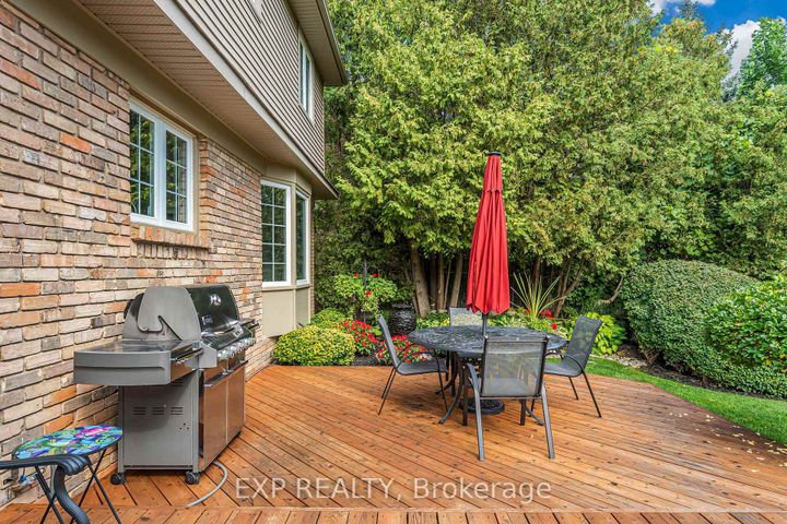 Photo 43 at 158 Broad Leaf Crescent, Ancaster, Hamilton