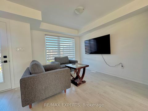 Photo 8 at 67 Fairlane Avenue, Painswick South, Barrie