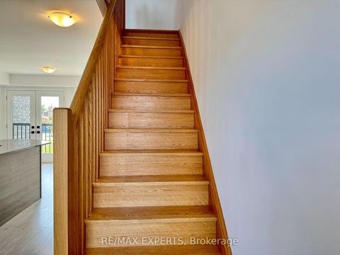 Photo 15 at 67 Fairlane Avenue, Painswick South, Barrie