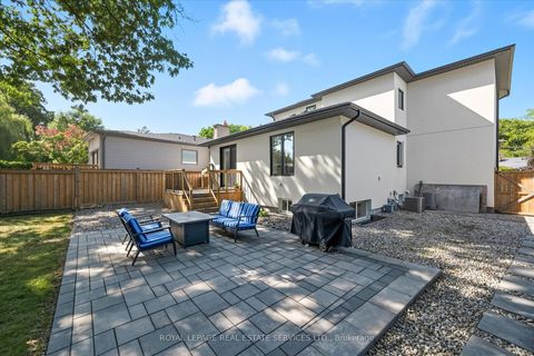 Photo 46 at 396 River Side Drive, CO Central, Oakville