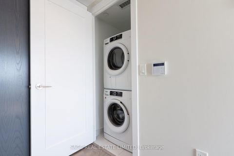 Photo 12 at 1423 - 9 Mabelle Avenue, City Centre West, Toronto