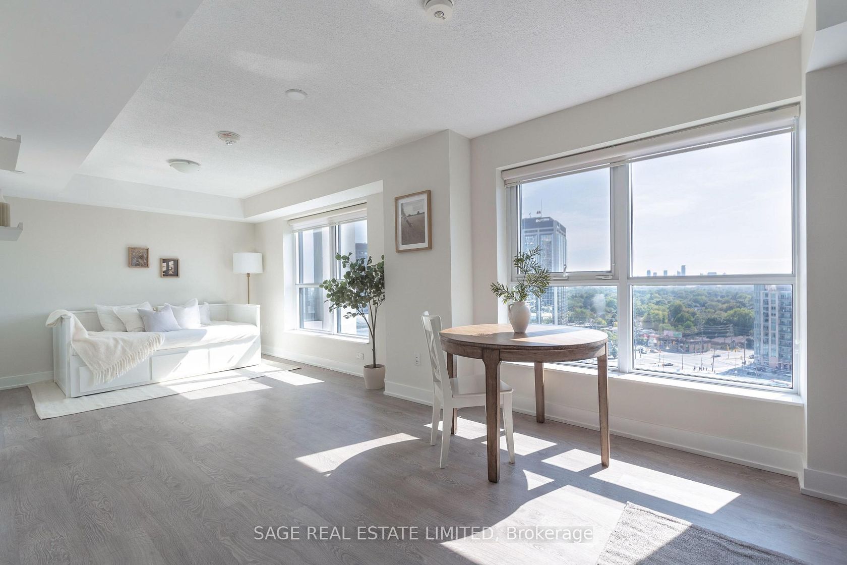 1423 - 9 Mabelle Avenue, City Centre West, Toronto 