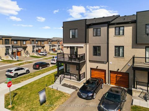 Photo 3 at 38 Silo Mews, Rural Barrie Southeast, Barrie