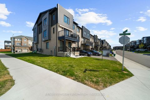 Photo 5 at 38 Silo Mews, Rural Barrie Southeast, Barrie