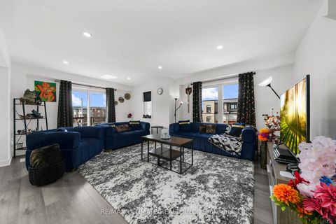 Photo 17 at 38 Silo Mews, Rural Barrie Southeast, Barrie