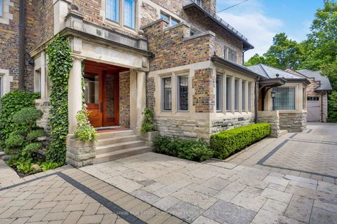 Photo 1 at 5 Thornwood Road, Moore Park, Toronto