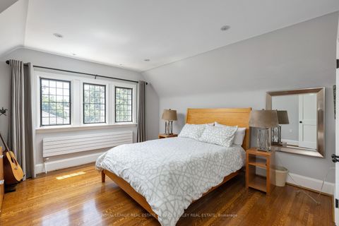 Photo 25 at 5 Thornwood Road, Moore Park, Toronto