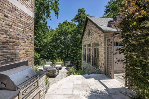 Photo 35 at 5 Thornwood Road, Moore Park, Toronto