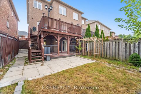 Photo 40 at 32 Arco Circle, Maple, Vaughan Photo 40 at 32 Arco Circle, Maple, Vaughan