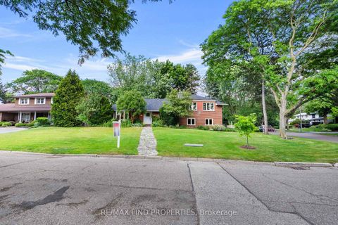 Photo 4 at 56 Edenvale Crescent, Humber Valley, Toronto