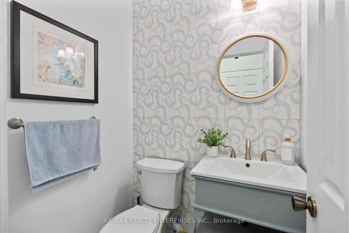 Photo 14 at 129 Valonia Drive, Brampton North, Brampton