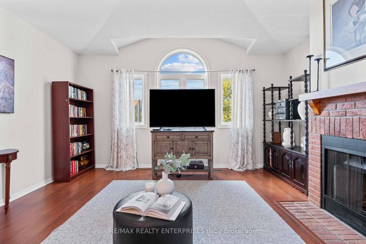 Photo 15 at 129 Valonia Drive, Brampton North, Brampton