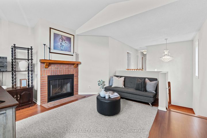 Photo 17 at 129 Valonia Drive, Brampton North, Brampton