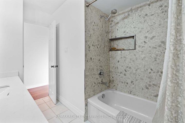Photo 25 at 129 Valonia Drive, Brampton North, Brampton