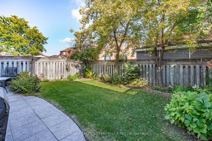 Photo 26 at 129 Valonia Drive, Brampton North, Brampton