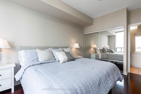 Photo 11 at 1508 - 88 Broadway Avenue, Mount Pleasant West, Toronto