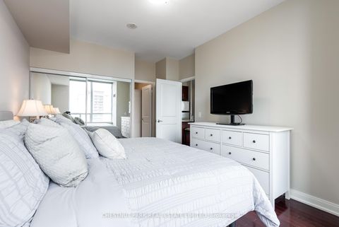 Photo 12 at 1508 - 88 Broadway Avenue, Mount Pleasant West, Toronto