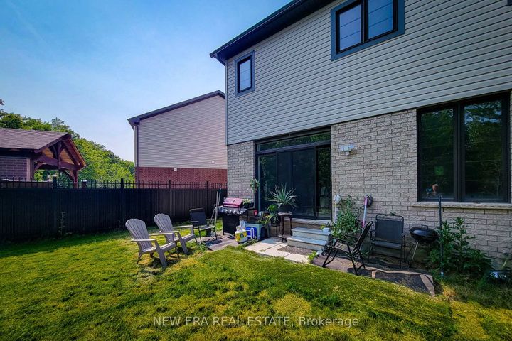 Photo 6 at 65 Cactus Crescent, Stoney Creek Mountain, Hamilton