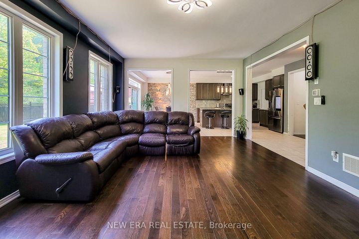 Photo 13 at 65 Cactus Crescent, Stoney Creek Mountain, Hamilton